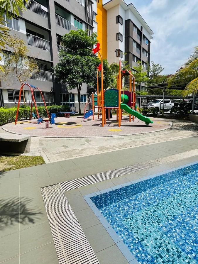 Wallaway2Stay Kiara Nilai Apartment 3 Bedroom Exteriér fotografie
