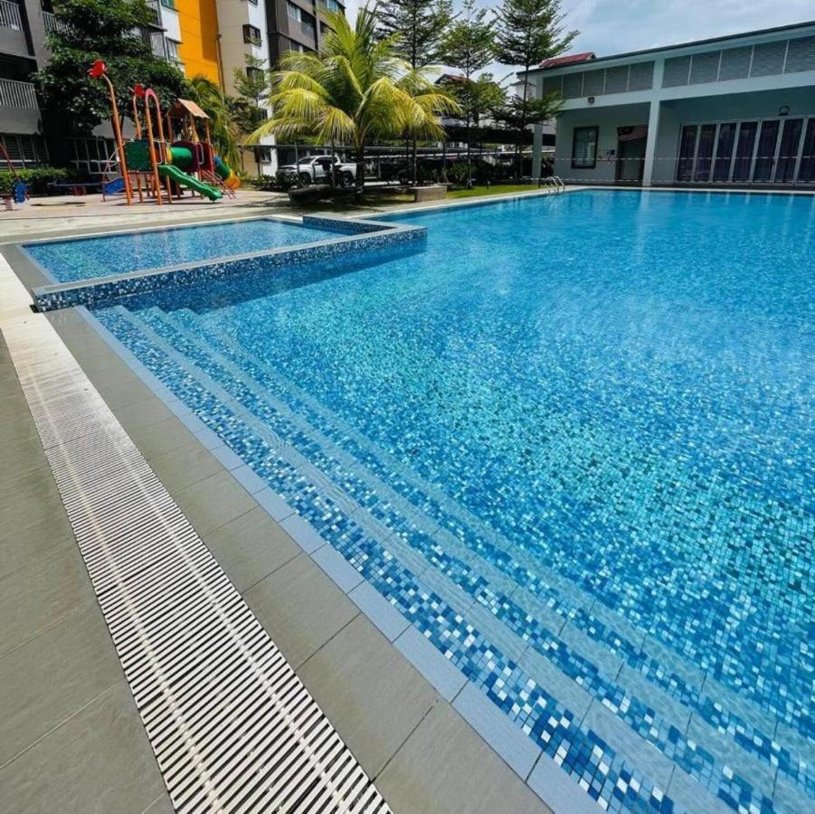 Wallaway2Stay Kiara Nilai Apartment 3 Bedroom Exteriér fotografie